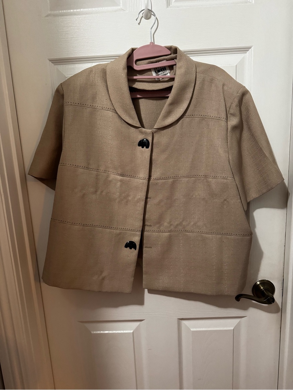 Leslie Fay Beige Short-Sleeve Boxy Jacket